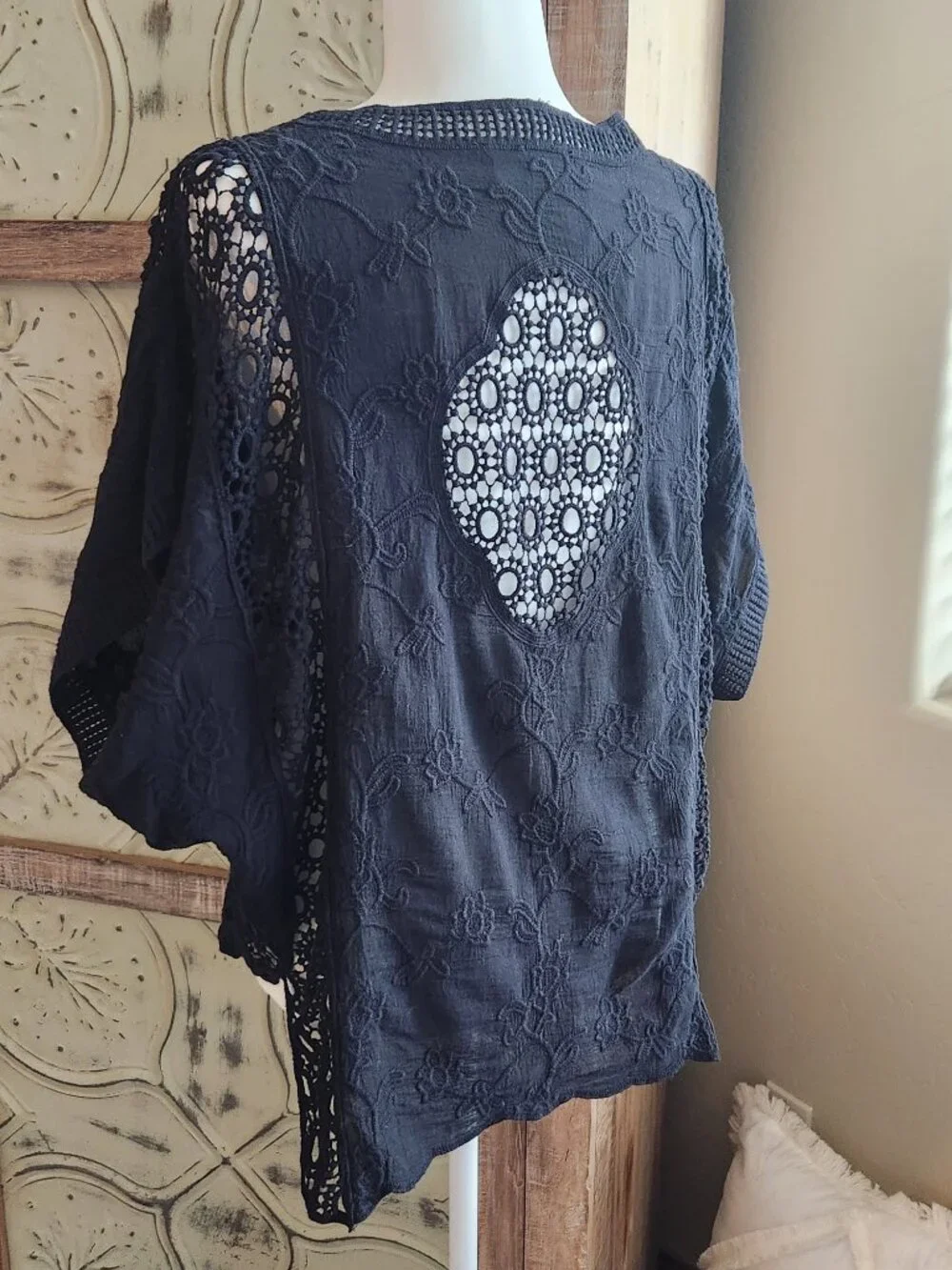 Vince Camuto Embroidered Lace and Crochet Cardigan Shrug Topper